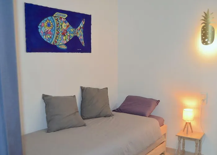 Апартаменты Charmante Maisonnette Au Coeur De Avec Balcon - 70 M2 *